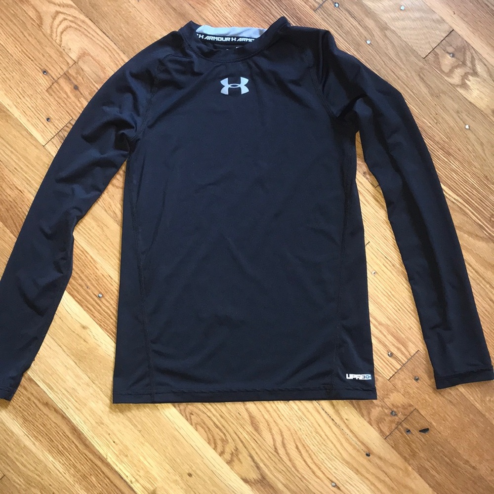 Under armor cold gear top